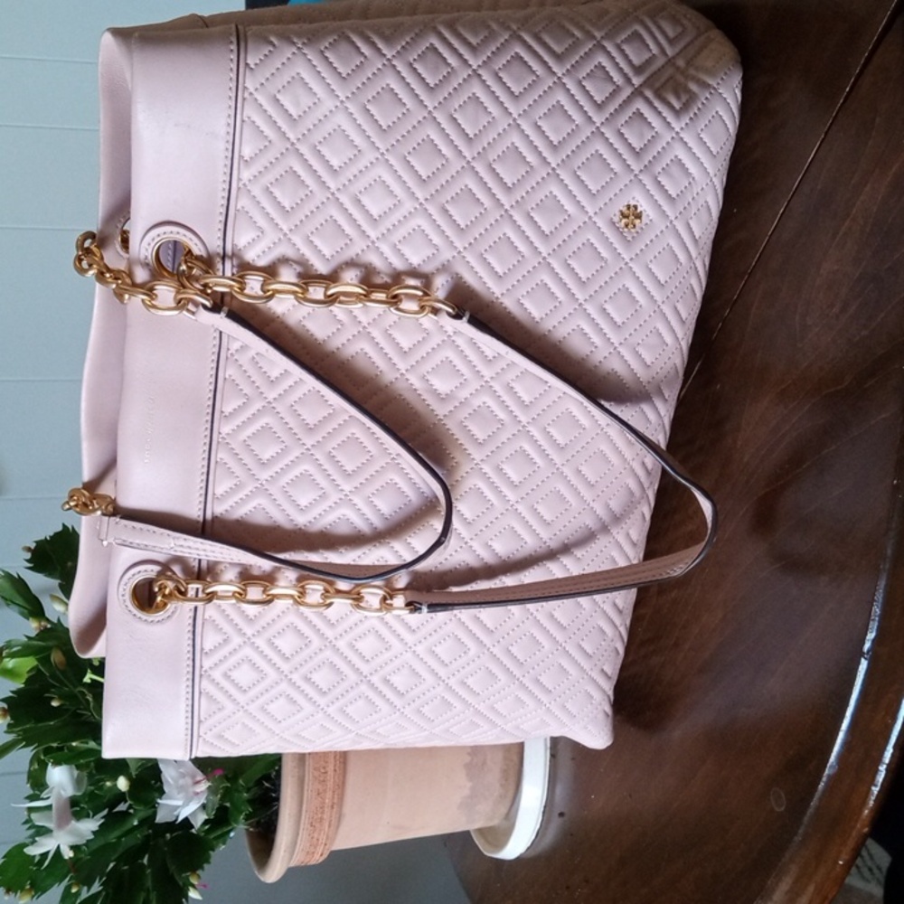 EUC Tory Burch pink purse